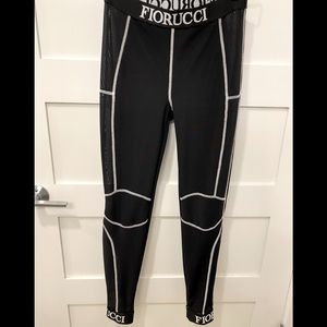 Fiorucci women’s logo Renee leggings size S